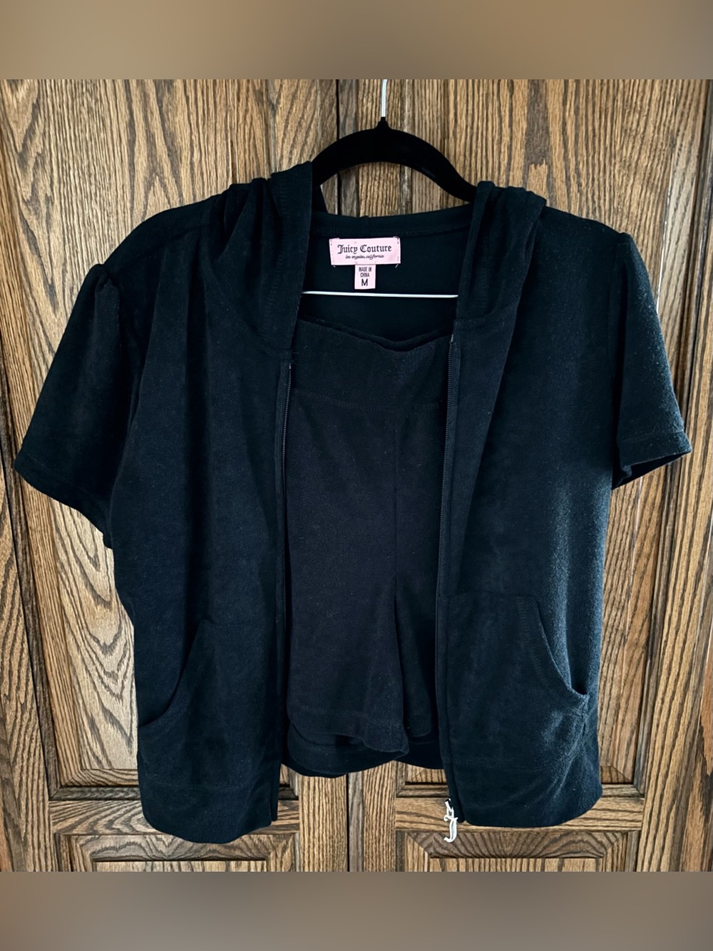 NWT. Juicy Couture Sz M Ladies Black Terry Cloth Hoodie Short Set.